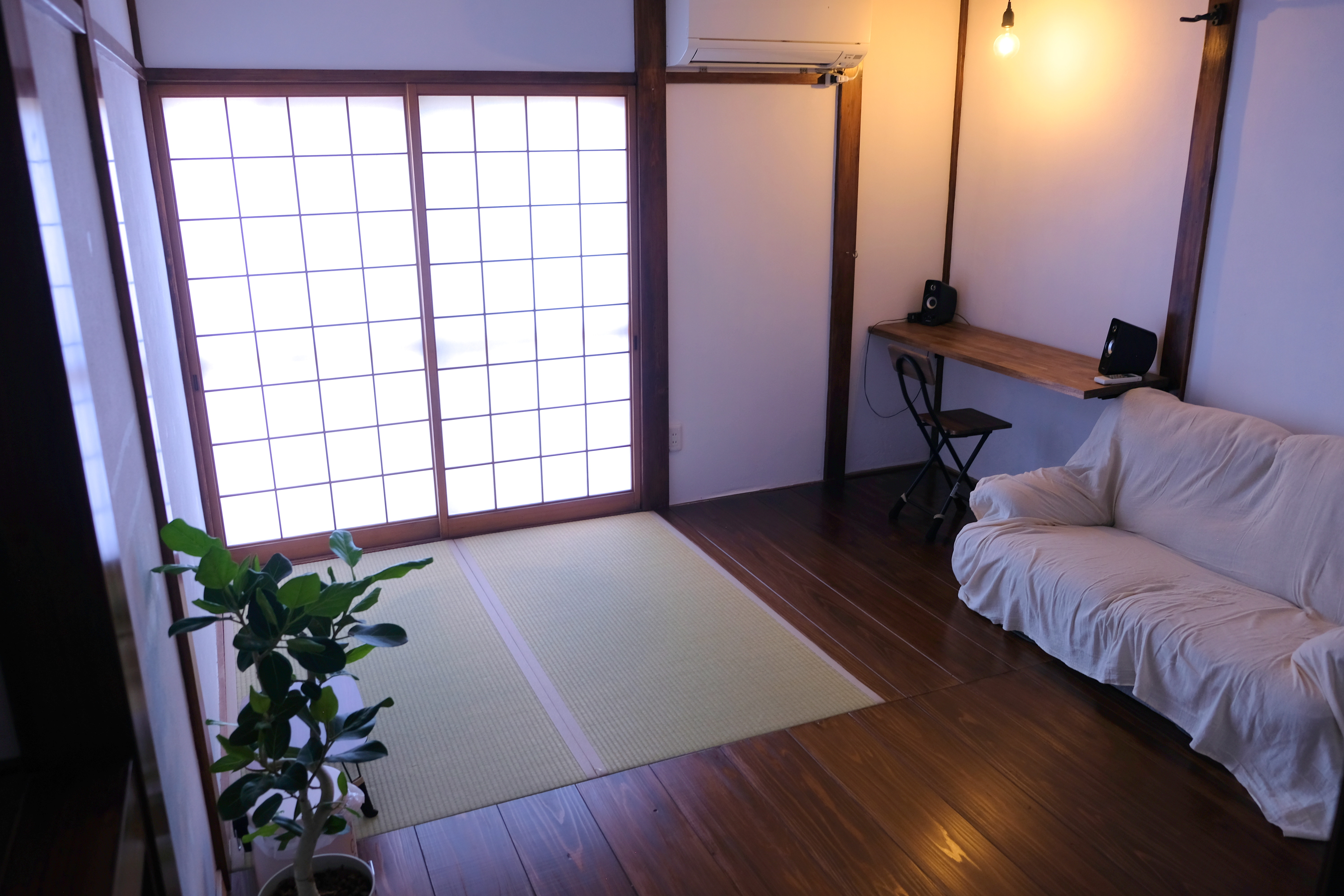 部屋のカタチが生まれるとき ～築45年和室をDIYで和モダンに～